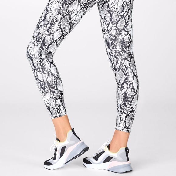 Fabletics Pants - High-Waisted Printed PowerHold® 7/8 Leggings NWT